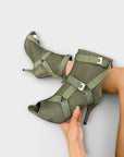 Elegant high-heeled sandals with open toes