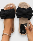 Lea – Flat Sandals