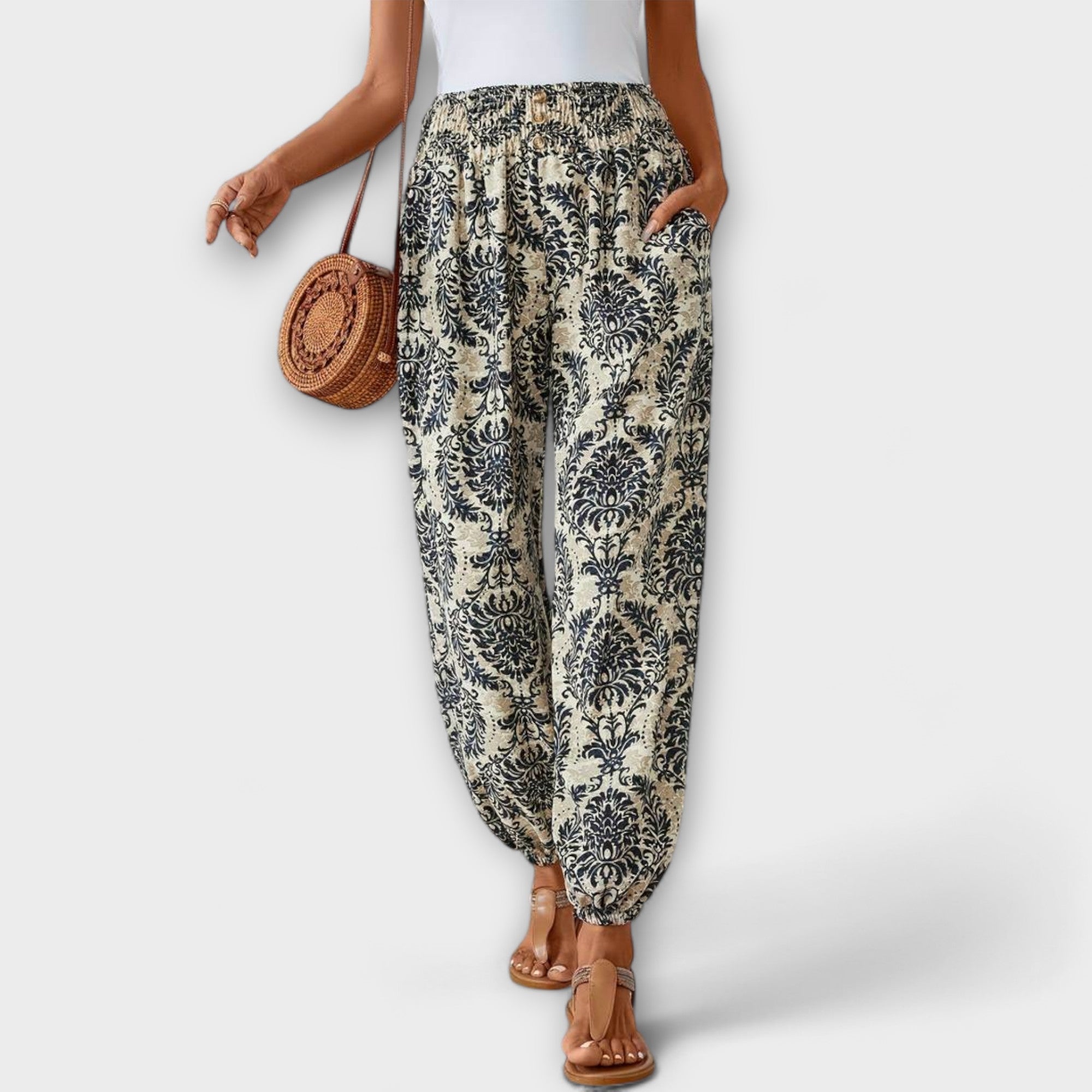Scarlett - Tights with Ethnic Pattern