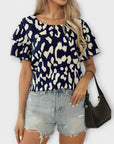Evelyn - Casual blouse with round neckline