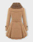 Emma - Elegant coat with faux fur collar