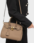 Amira Purse