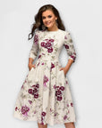Retrozo - Elegant Knee-Length Dress