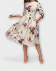 Retrozo - Elegant Knee-Length Dress