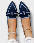 Flat Women's Shoes With Knotted Design