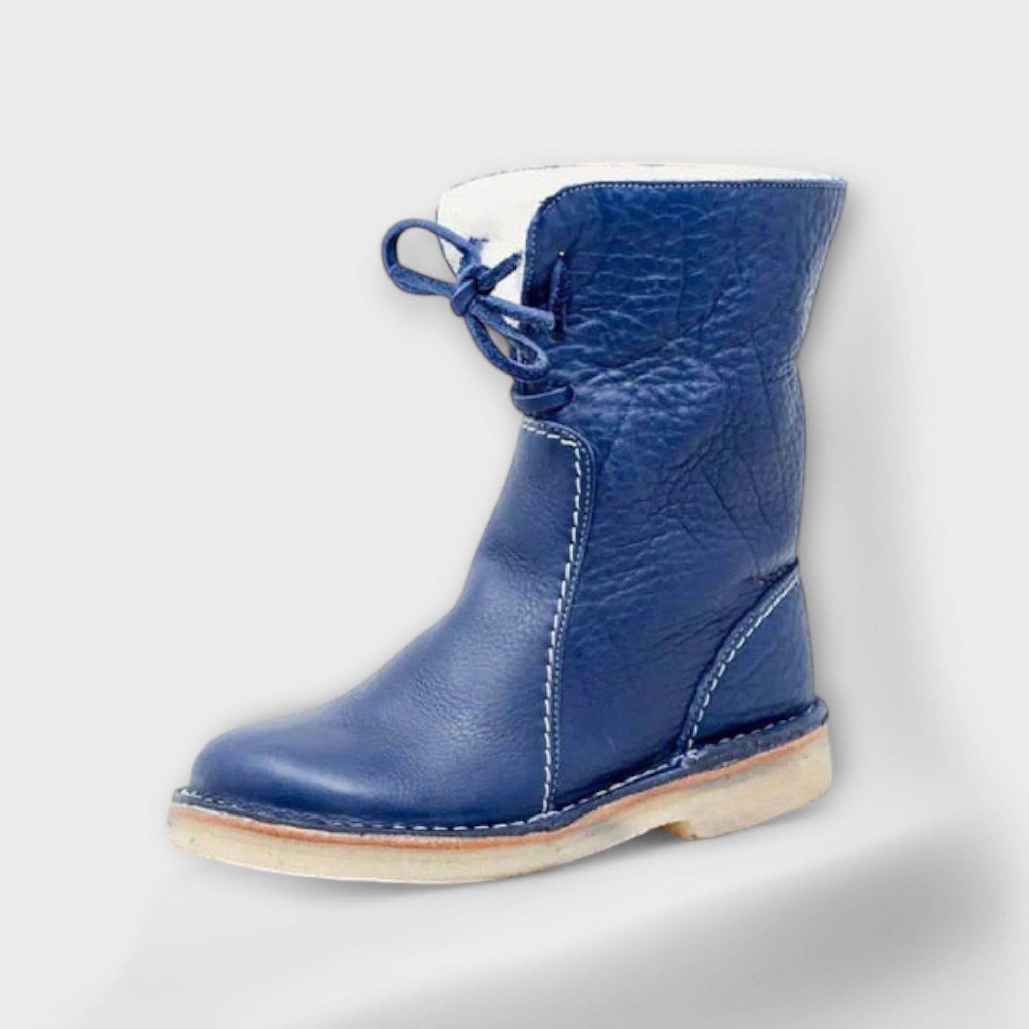 Waterproof boots with wool lining