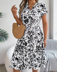 Avessa - Floral Printed Dress