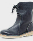 Waterproof boots with wool lining