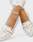 Flat Women's Shoes With Knotted Design
