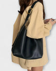 Lora. – Elegant Leather Shoulder Bag