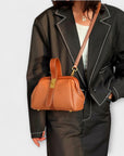 Lora - Retro Bag