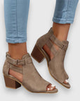 Nadine – Sandals with Thick Heels