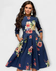 Retrozo - Elegant Knee-Length Dress